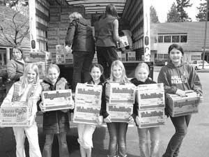 cookie-scout-giving-bw