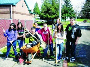 Renton School District e-newsletter Students at McKnight Middle School helped the school obtain level one certification. The school doubled its recycling rate in one year to obtain the certification.