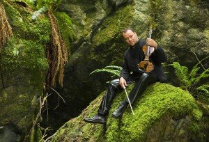 Geoffrey Castle will perform at Lake Boren Park Aug. 7.